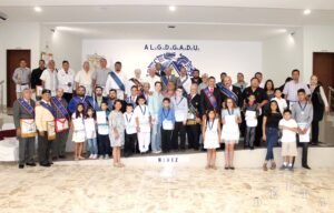 Niños. Masonería. Logias.