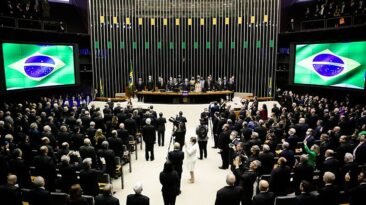 El Día del Masón se celebrará en una sesión solemne del Congreso. (Brasil) (Ago.2023). https://www12.senado.leg.br/noticias/materias/2023/08/11/dia-do-macom-sera-comemorado-em-sessao-solene-do-congresso