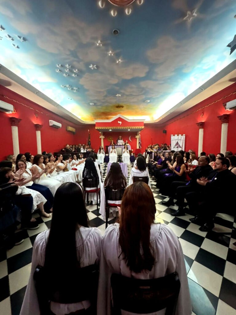 Job’s Daughters - Filhas de Jó - Hijas de Job. Masonería. Logia.