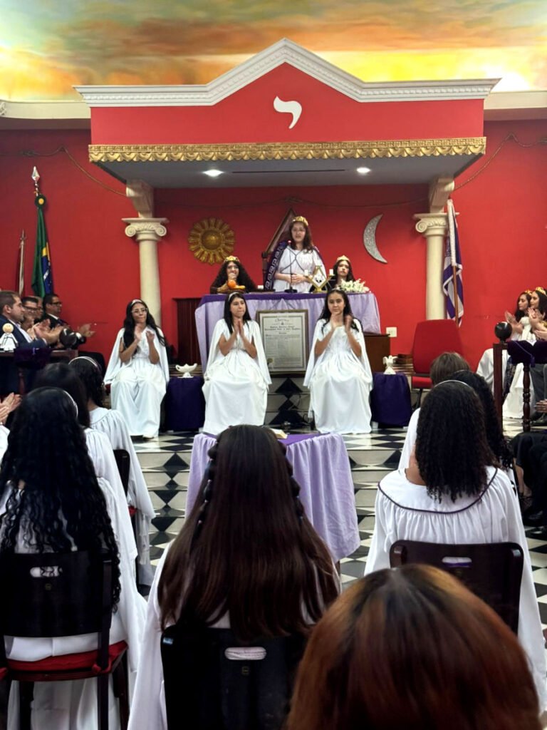 Job’s Daughters - Filhas de Jó - Hijas de Job. Masonería. Logia.