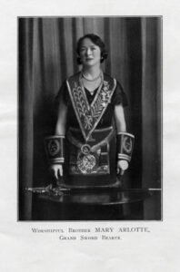 Masonería. Logia. Históricas. Masonería Femenina.