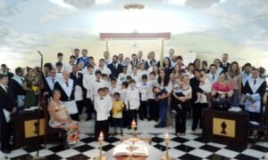 Niños. Masonería. Logias.