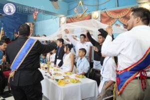 Niños. Masonería. Logias.