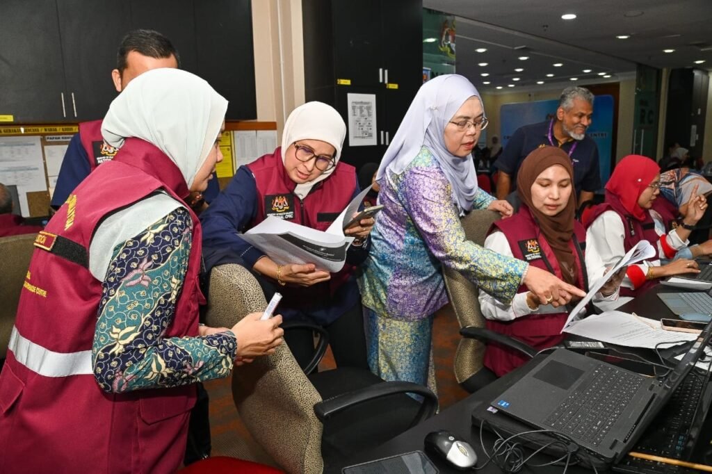 "Preparándose para la próxima pandemia: Países y zonas del Pacífico Occidental realizan un importante ejercicio de simulación regional." (dic.2025) (www.who.int) (World Health Organization, UN).